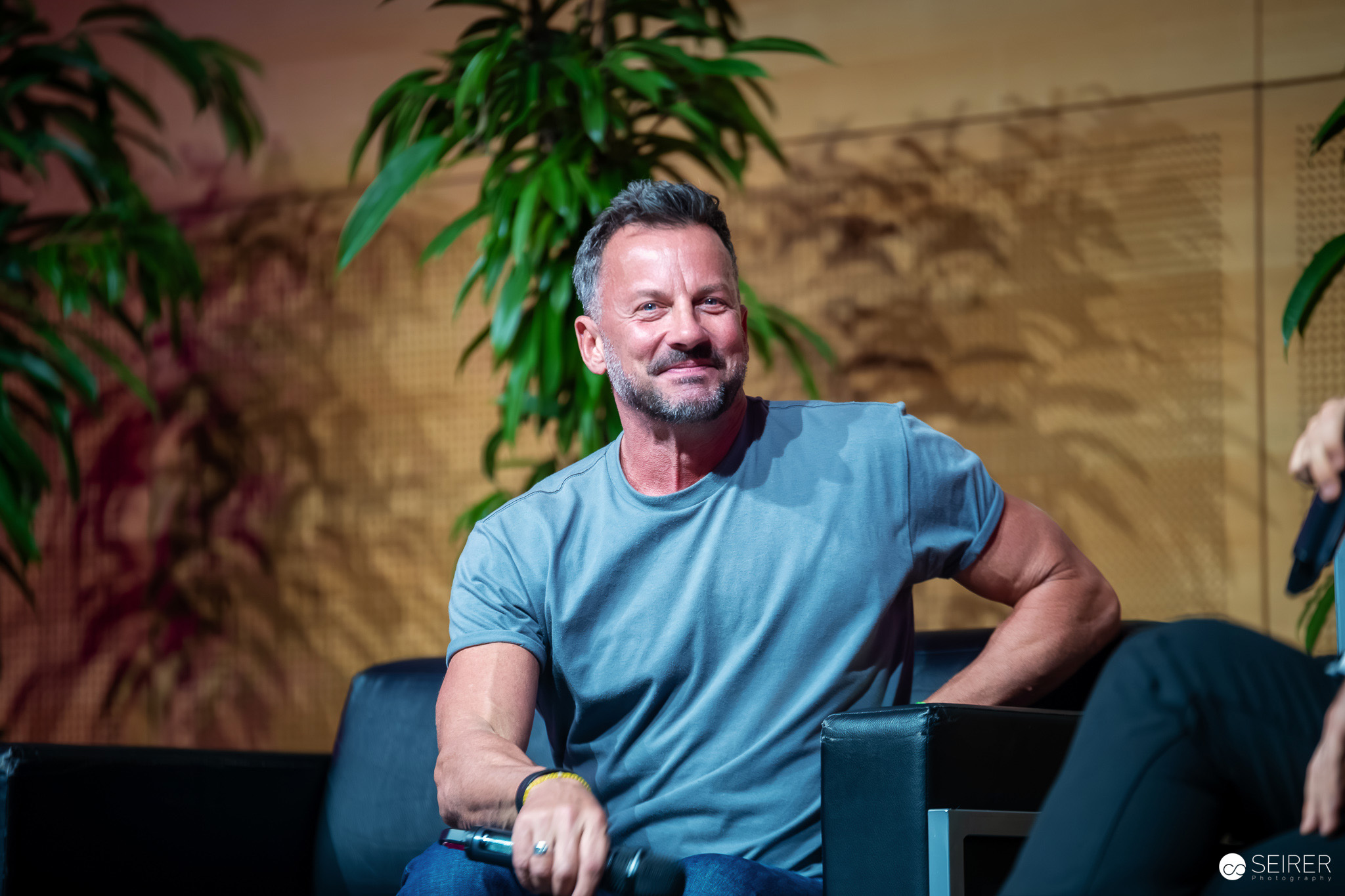 20251122 173138 Viecc C Michael Seirer Photography 4624