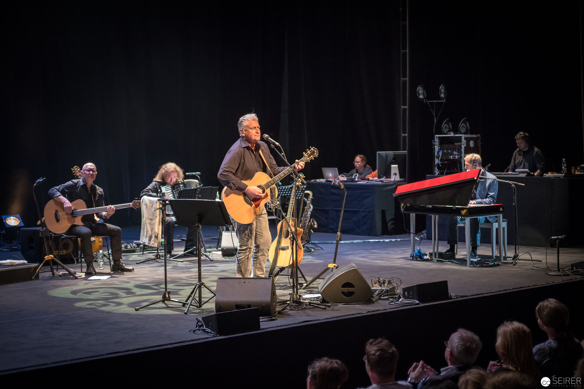 Rainhard Fendrich singt gegen Kinderarmut